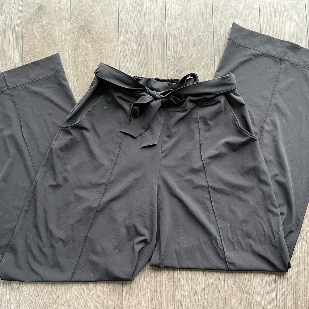 Lululemon pants
